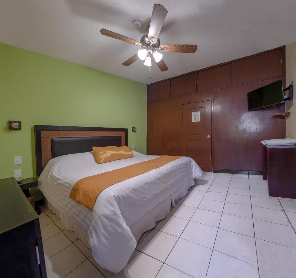 Casa Shalom Puebla Hotel Екстериор снимка